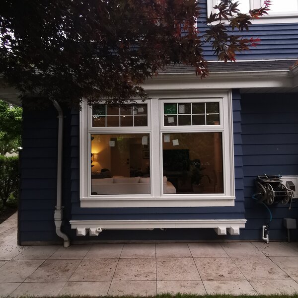 Double hung windows